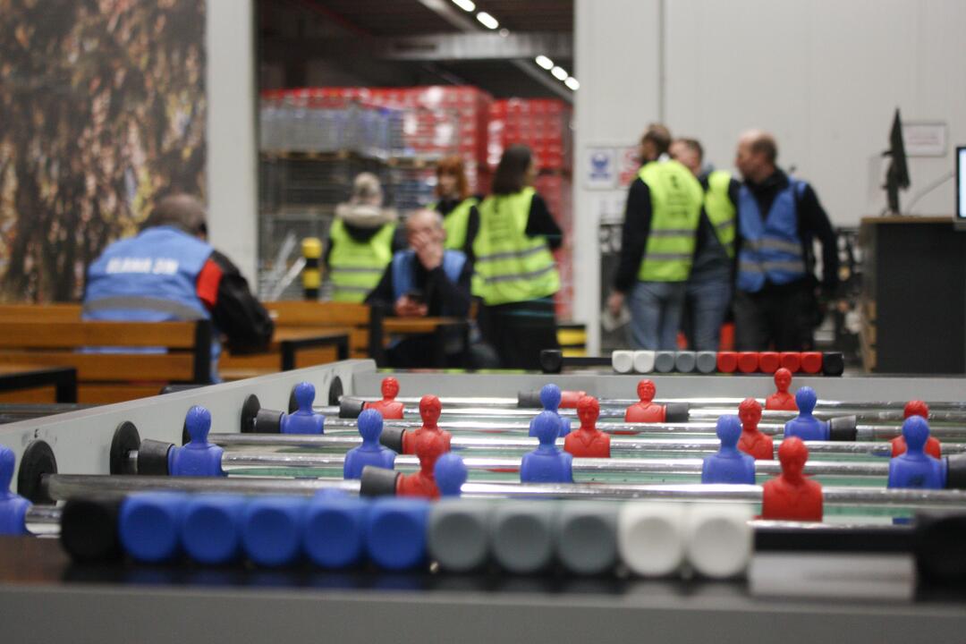 FOTO: Odkiaľ prichádzajú vaše potraviny? Navštívili sme centrálny sklad Kauflandu, foto 4