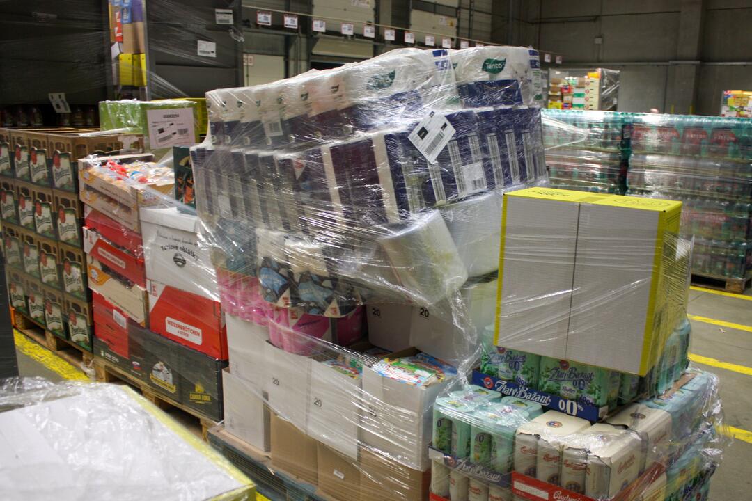 FOTO: Odkiaľ prichádzajú vaše potraviny? Navštívili sme centrálny sklad Kauflandu, foto 8