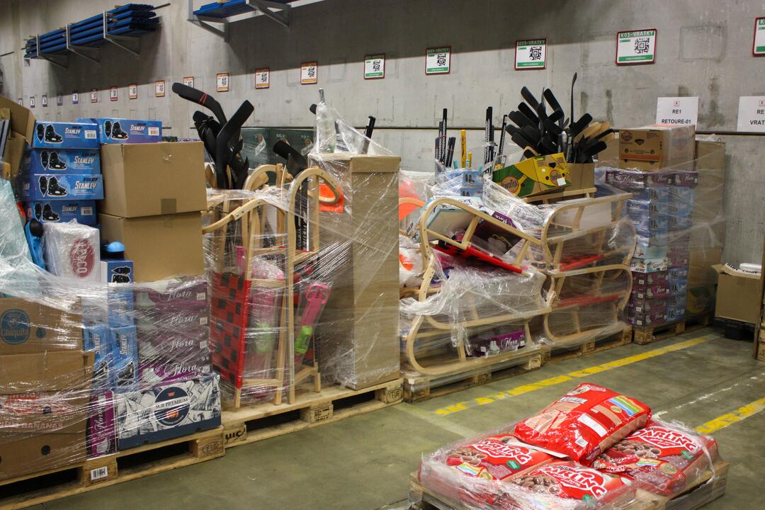 FOTO: Odkiaľ prichádzajú vaše potraviny? Navštívili sme centrálny sklad Kauflandu, foto 16