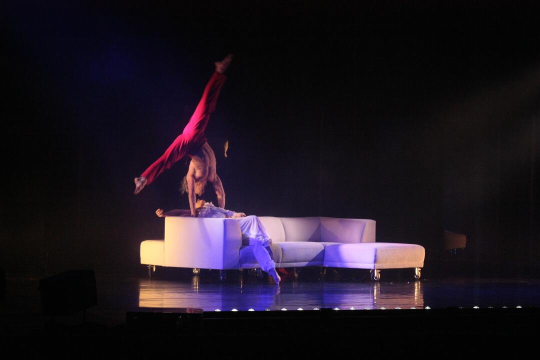 FOTO: Ján Ďurovčík mal v Trnave premiéru moderného baletu Amadeus, foto 12