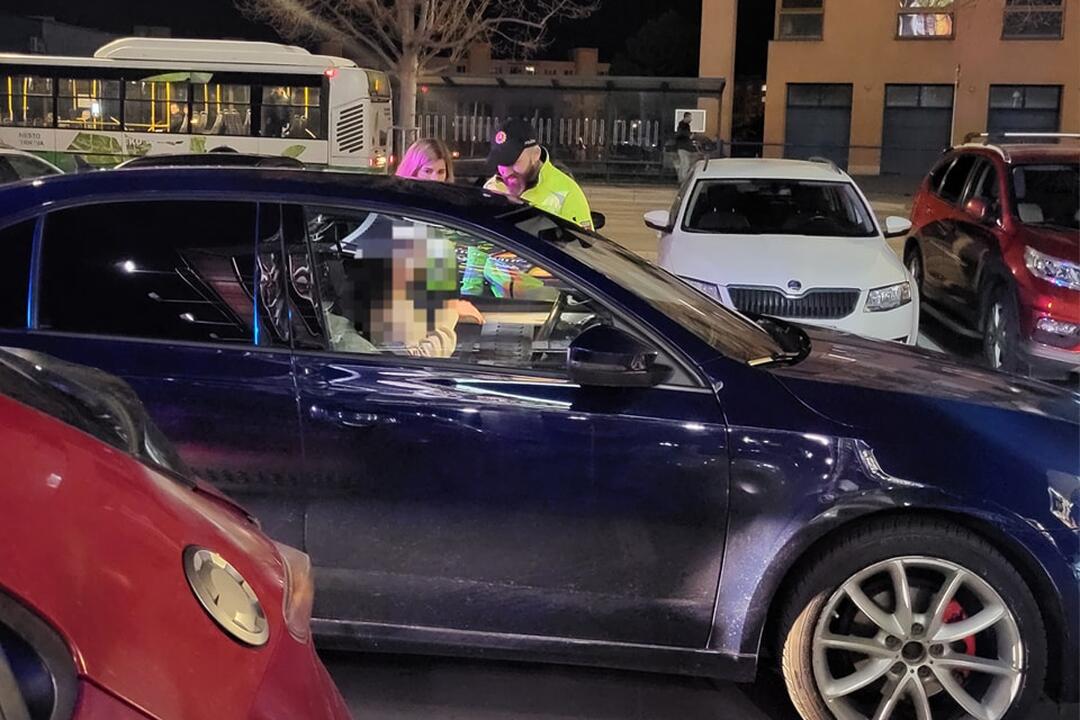 FOTO: Tuning zraz v Trnave pred OC Galéria, foto 6