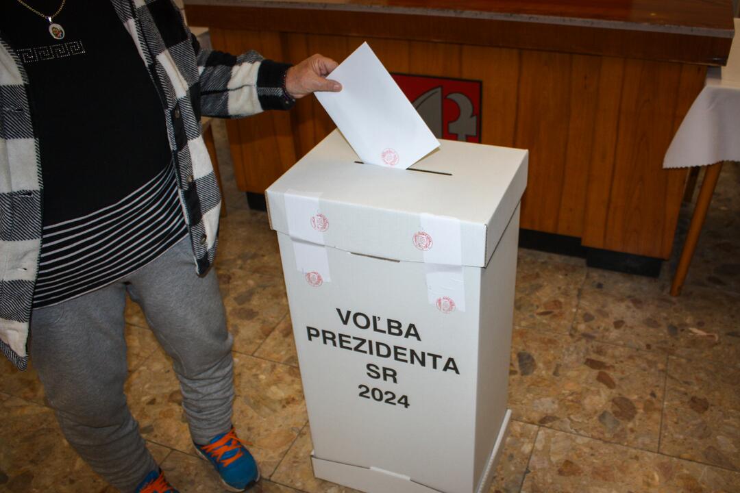 FOTO: Voľby sú v Trnavskom kraji v plnom prúde. Takto vyzerajú volebné miestnosti, foto 20