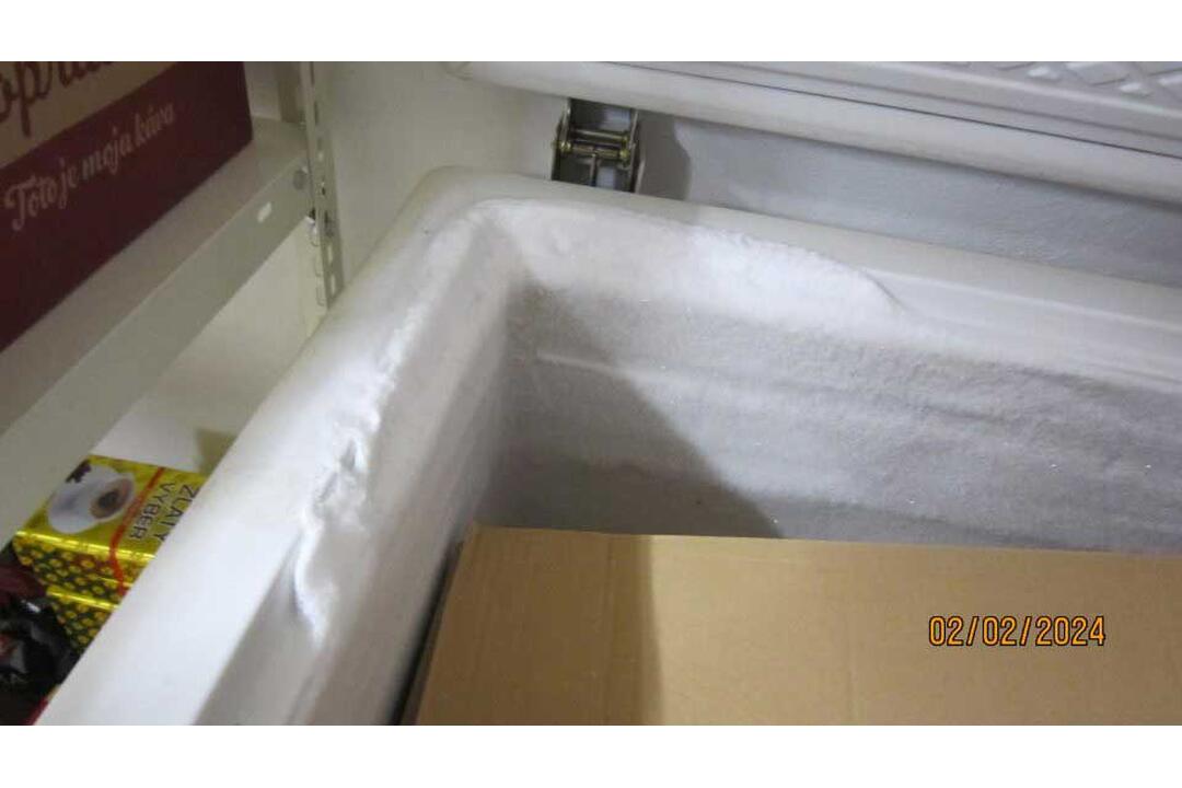 FOTO: Pleseň, exkrementy od hlodavcov aj potraviny po záruke. Toto sú najčastejšie nedostatky prevádzok, foto 1