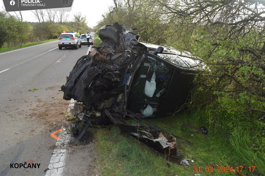 FOTO: Polícia riešila kuriózne nehody počas veľkej noci, foto 7