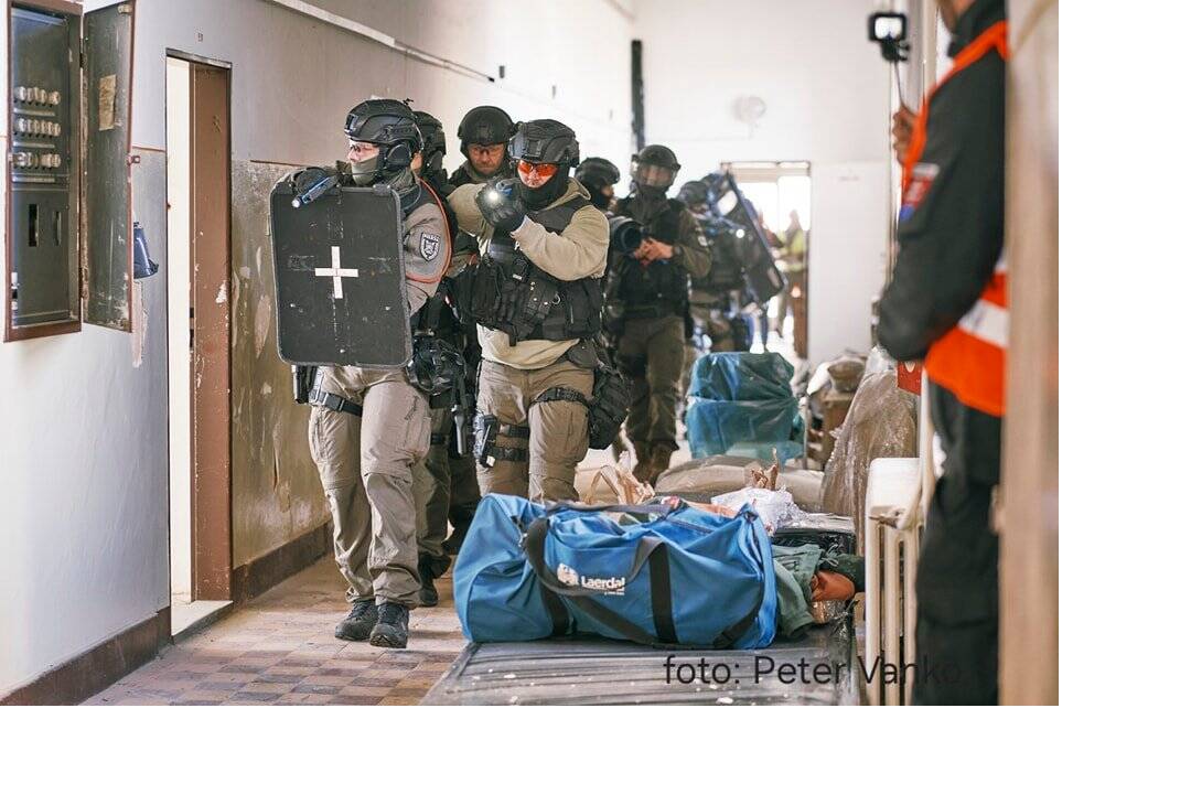 FOTO: Taktické cvičenie v Múzeu holokaustu v Seredi, foto 3