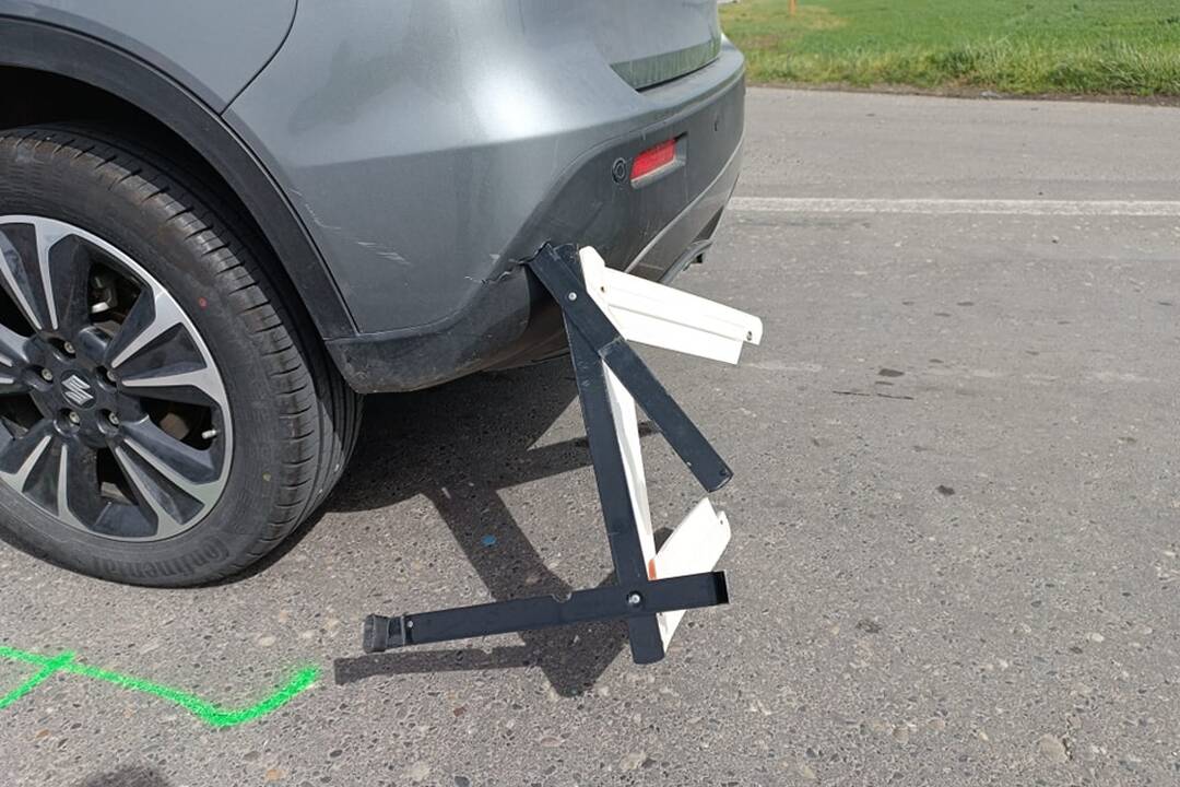 FOTO: Nehoda troch áut s 5 zranenými v Dunajskej Strede 5. 4. 2024, foto 5