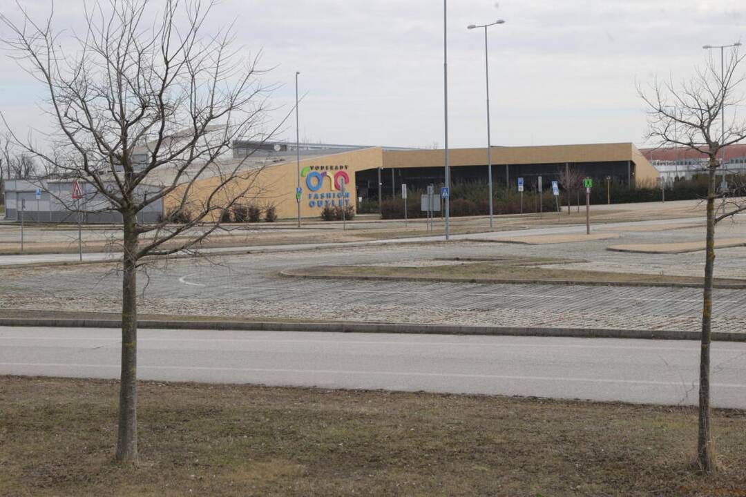 FOTO: Kedysi najvychytenejšie nákupné centrum dnes vyzerá takto, foto 3