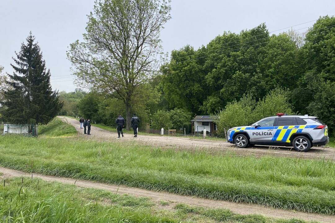 FOTO: Po nezvestnom Milanovi pátrali v povodí Moravy drony aj termokamera, foto 1