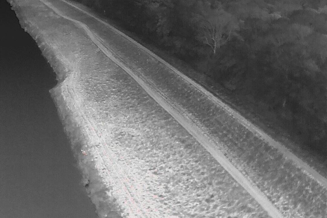 FOTO: Po nezvestnom Milanovi pátrali v povodí Moravy drony aj termokamera, foto 14