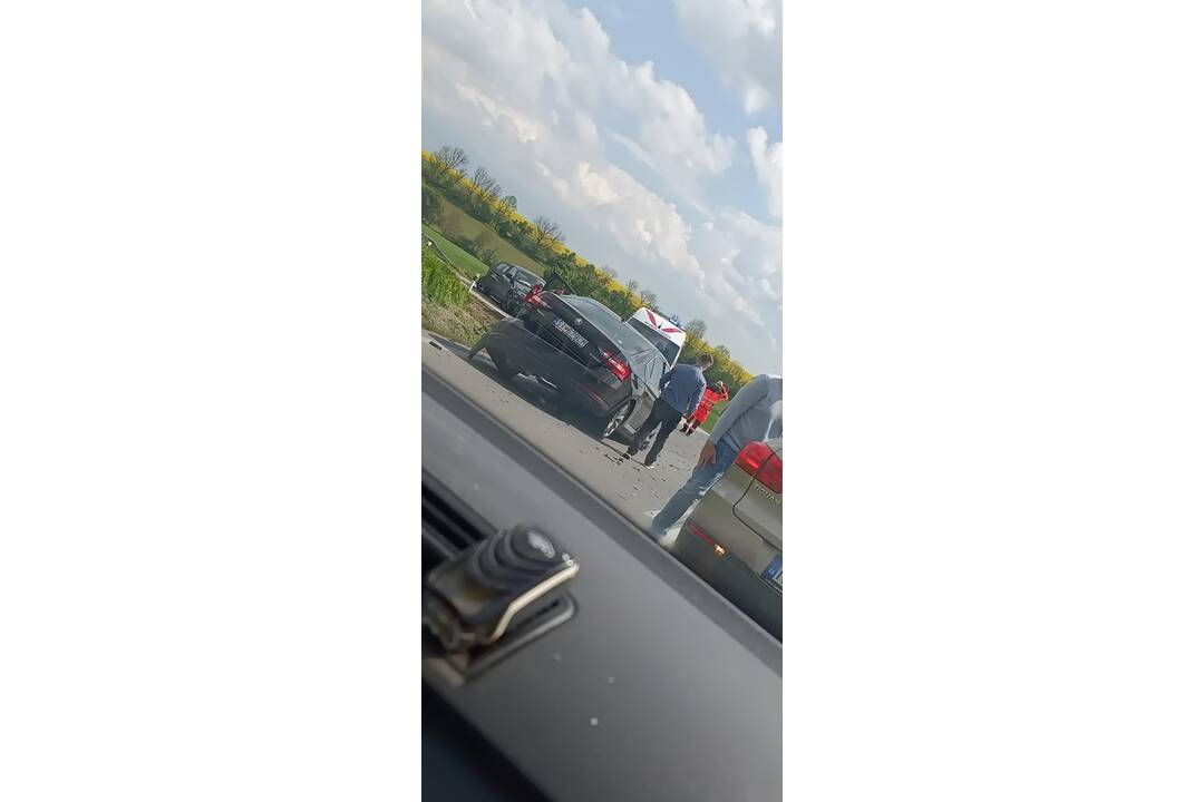 FOTO: Nehoda na ceste z Radošoviec do Senice, foto 2