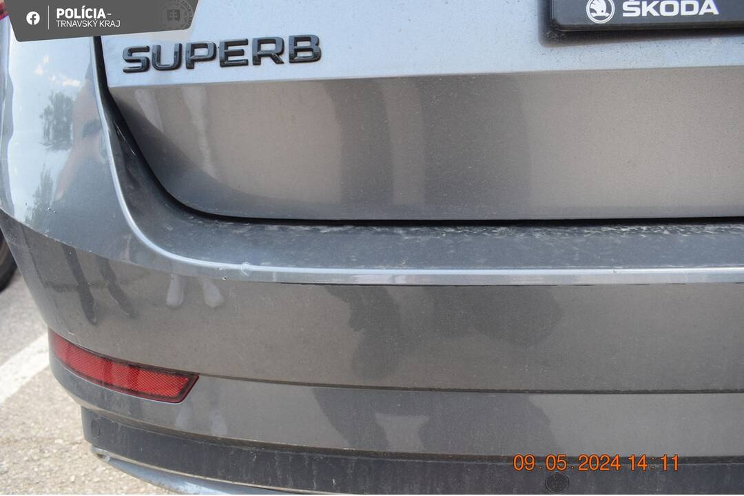 FOTO: Polícia hľadá svedkov nehôd, foto 2