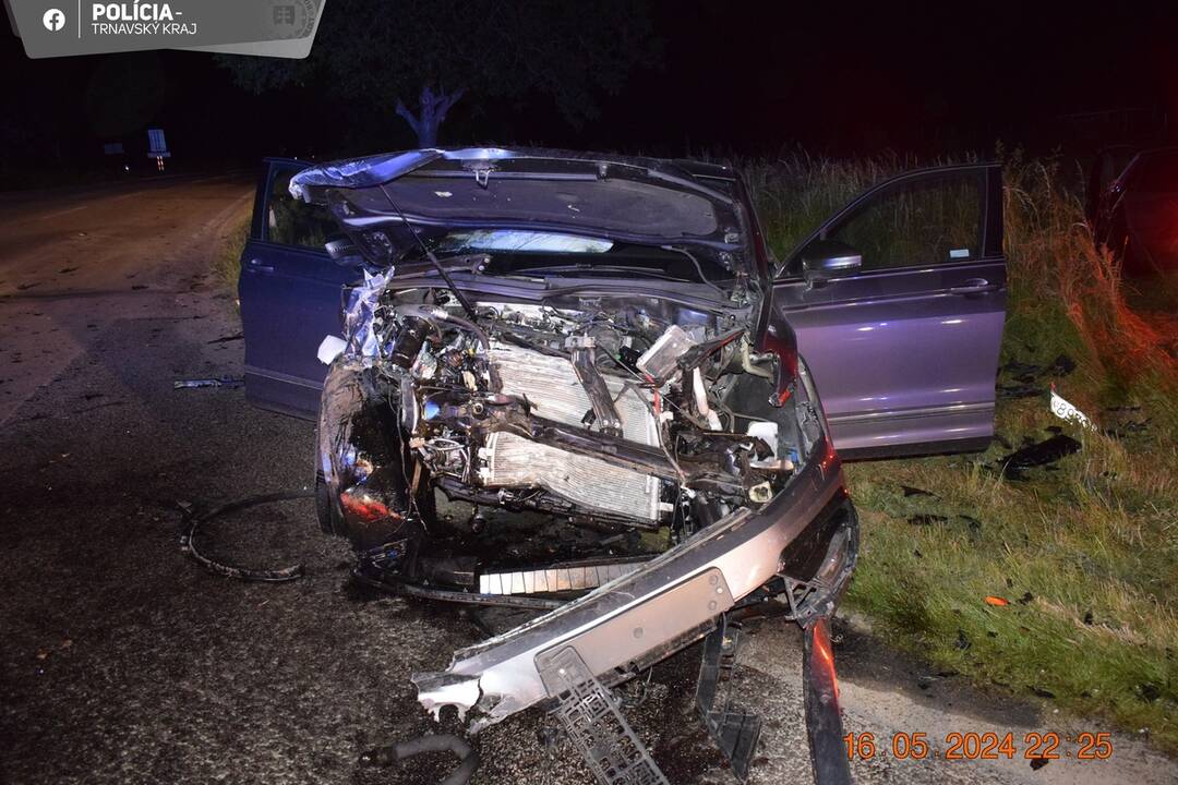 FOTO: Dopravná nehoda v Trakoviciach, foto 5