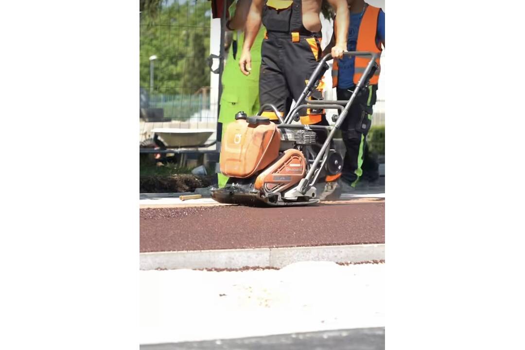 FOTO: Bottova ulica bude čoskoro ako nová. Trnava investuje do kvalitnej infraštruktúry, foto 1