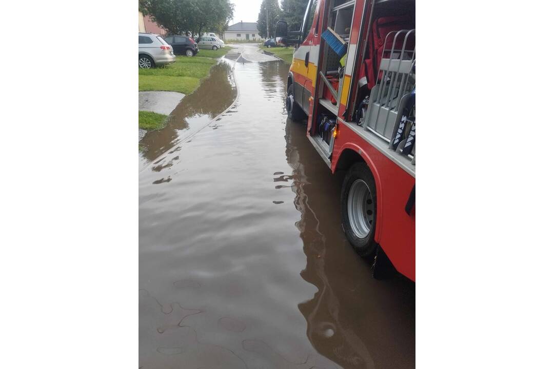 FOTO: Zásah hasičov po búrkach, foto 5