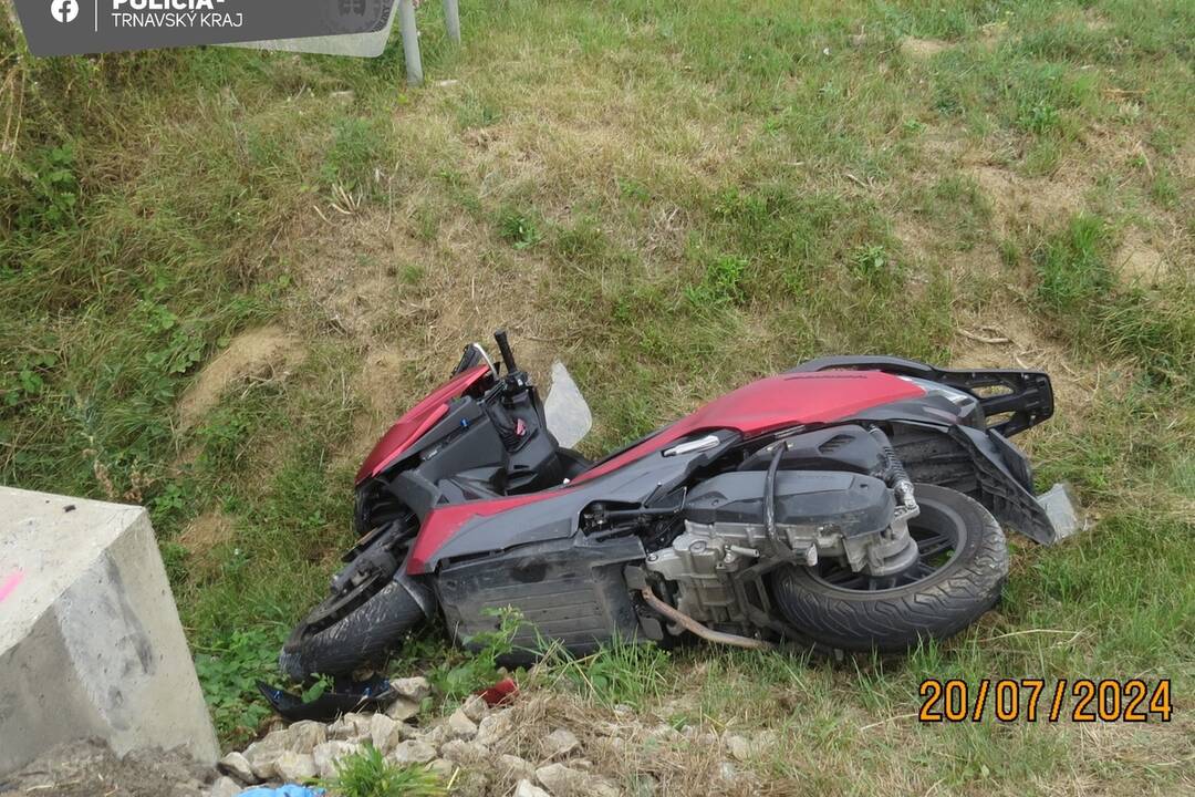 FOTO: Dve dopravné nehody v Trnavskom kraji, foto 5
