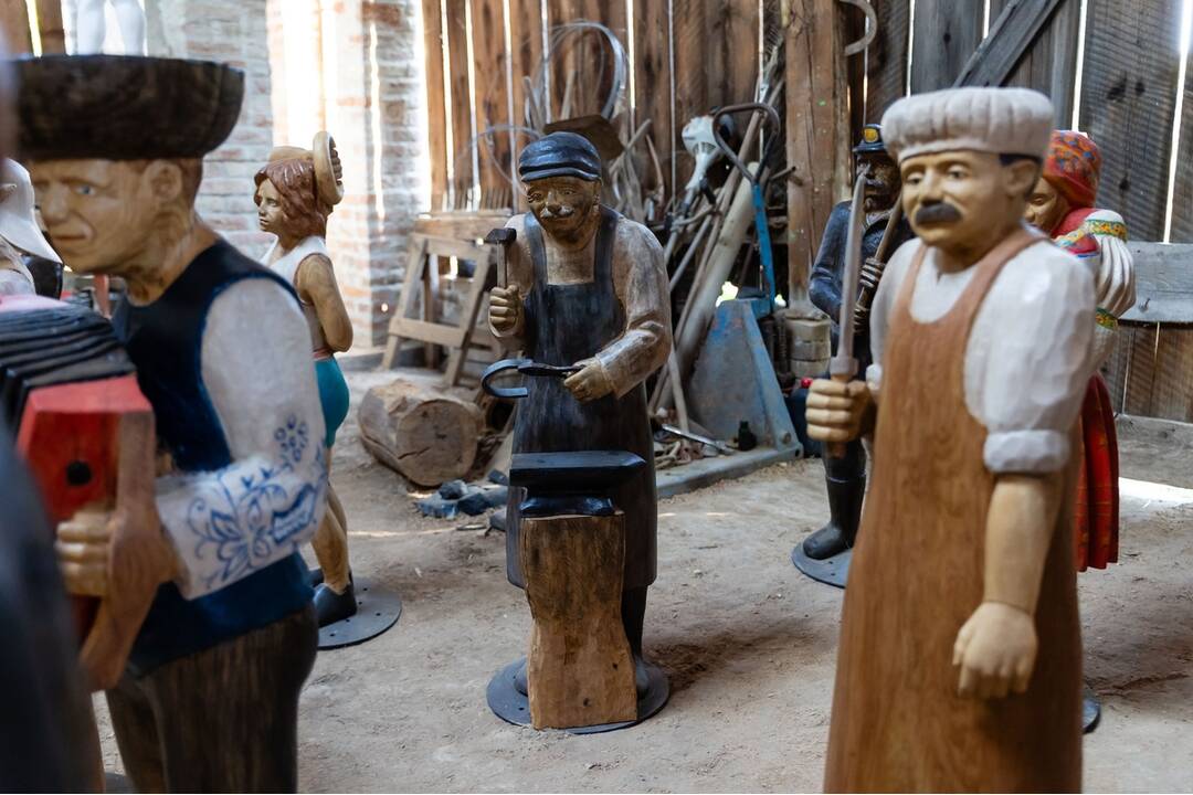 FOTO: Sochy, ktoré budú zdobiť orloj pred múzeom v USA, foto 3