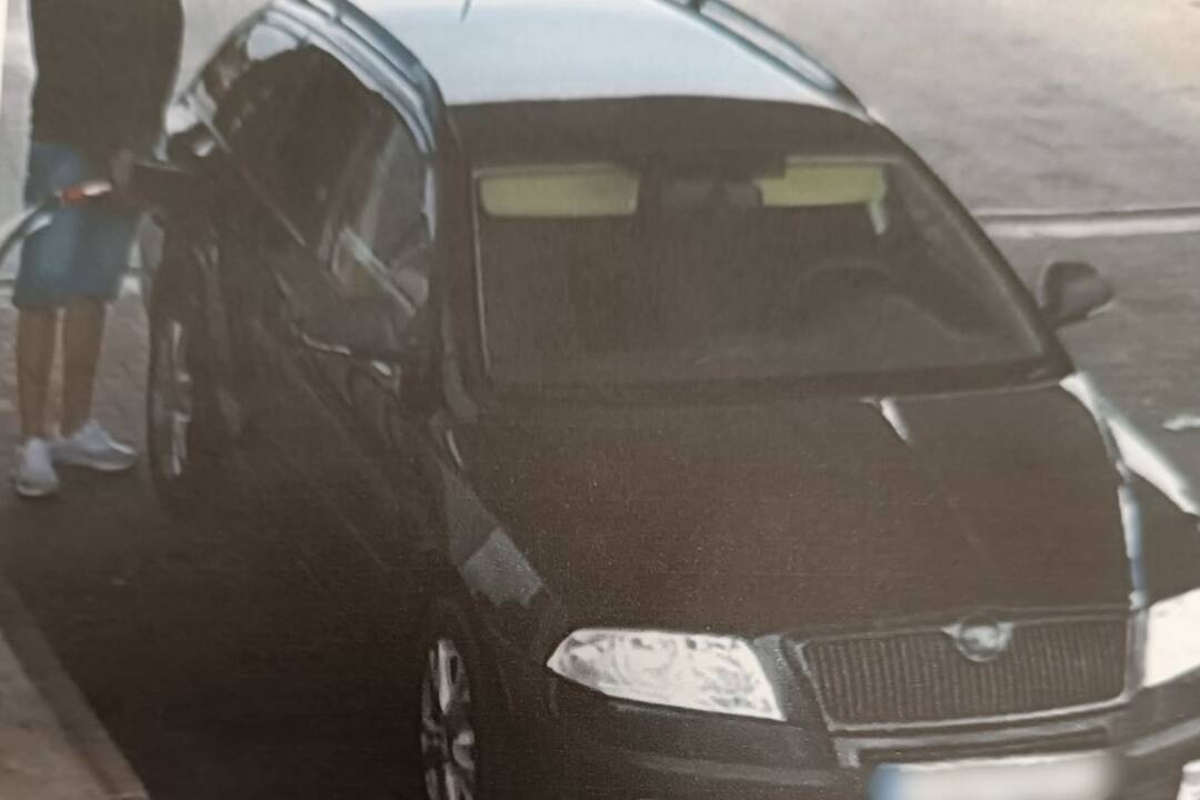 FOTO: Muž chodí po pumpách, vždy s inou ŠPZ tankuje auto, a bez zaplatenia odchádza, foto 2