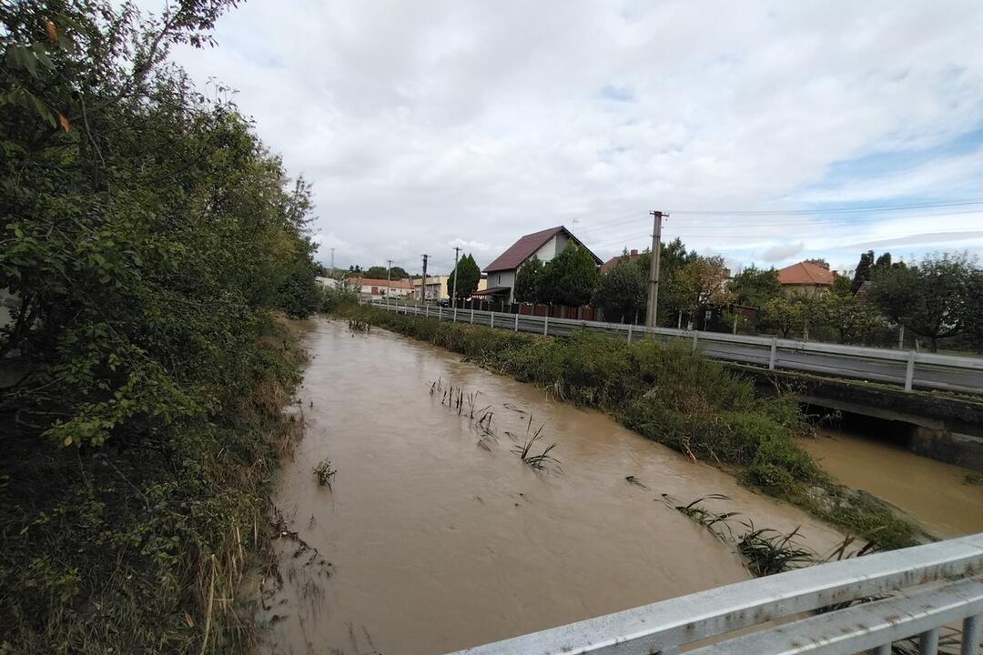 FOTO: V obci Radošovce zaplavilo vyše 50 domov, foto 7