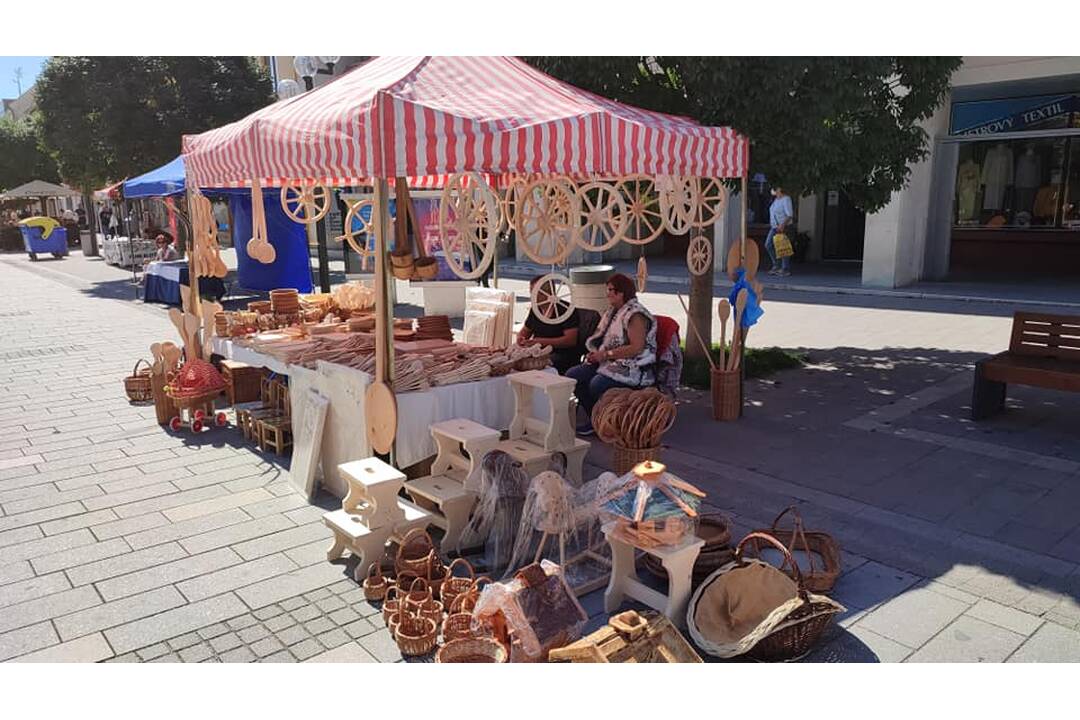 FOTO: Jarmok sa síce nekonal, no Trnavčania na neho stále s úsmevom spomínajú, foto 15