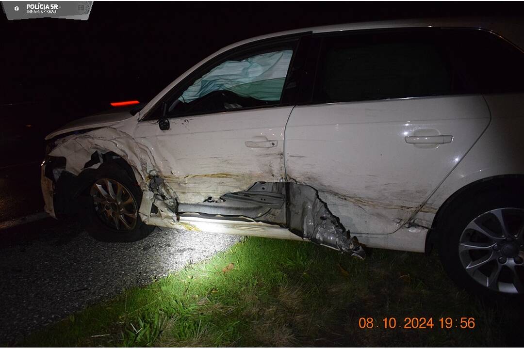 FOTO: Dopravná nehoda medzi obcami Drahovce a Madunice, foto 5