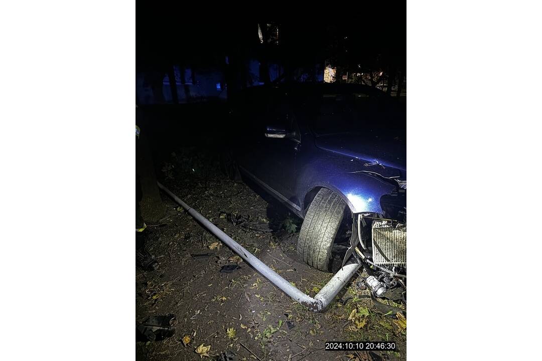 FOTO: Dopravná nehoda v Seredi, foto 3