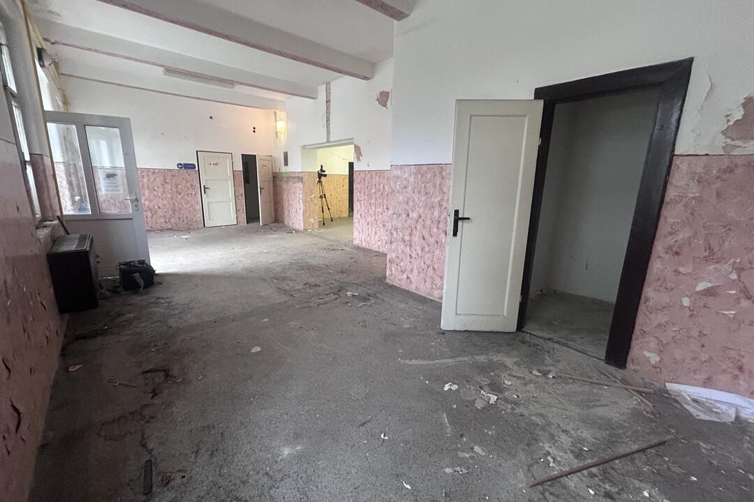 FOTO: V Leopoldove rekonštruujú mestské kino, foto 17