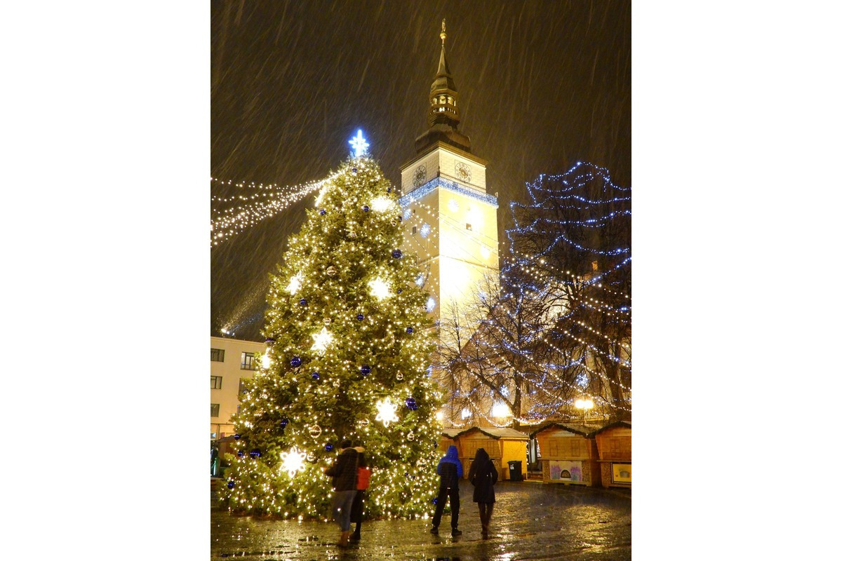 FOTO: Spomienka na vianočný stromček v Trnave, foto 6