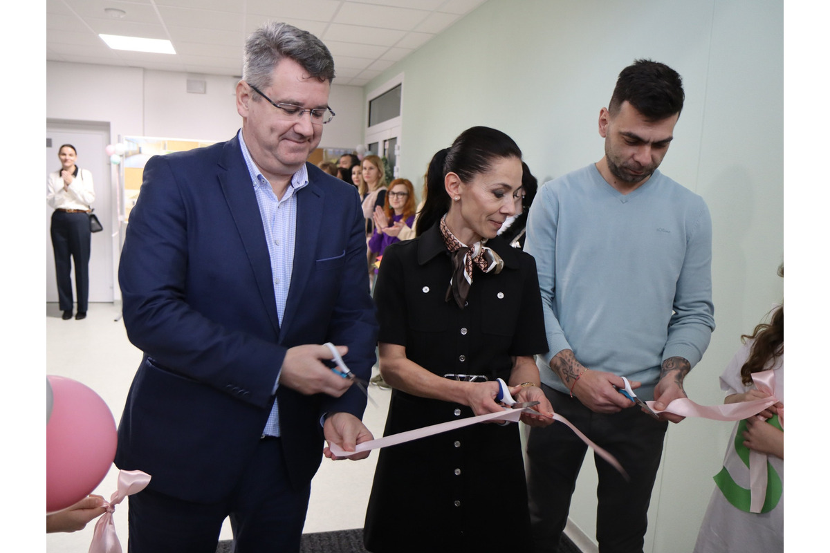 FOTO: V Hlohovci otvorili zrekonštruovanú škôlku. Takto to v nej vyzerá, foto 3