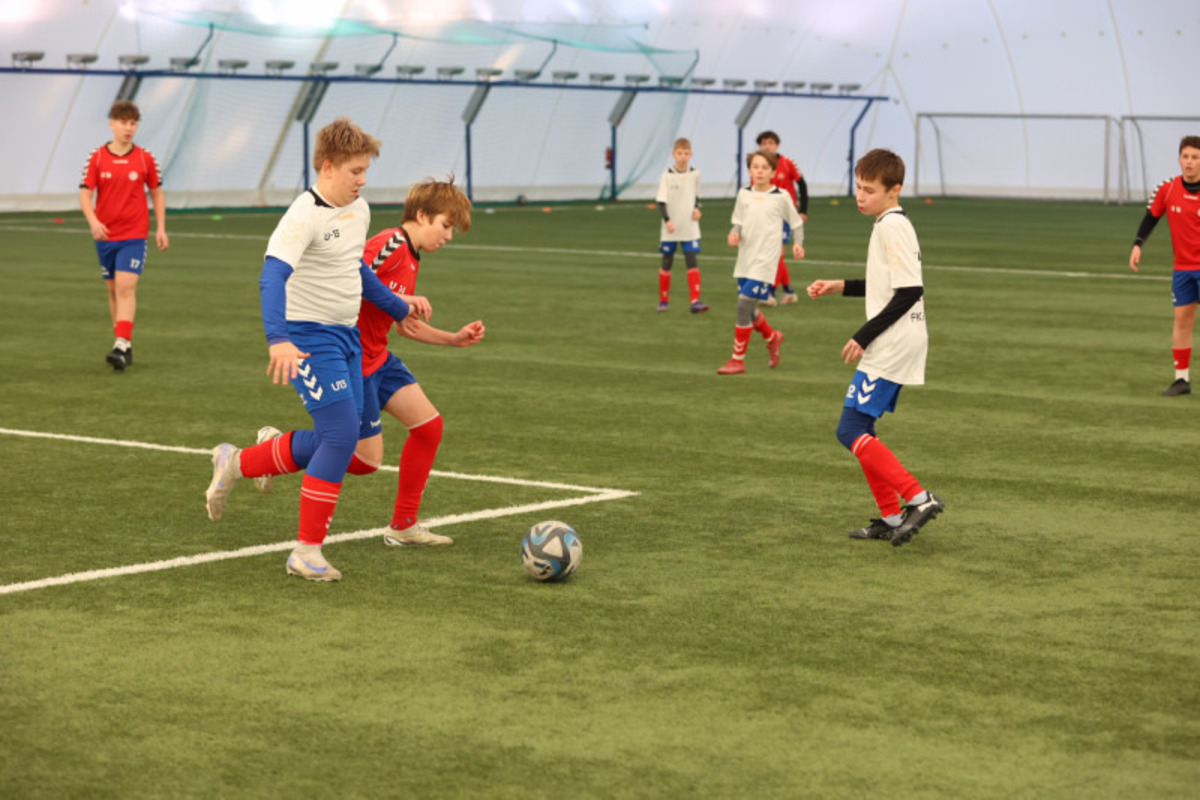 FOTO: Mesto Senica investovalo do nafukovacej športovej haly, foto 6