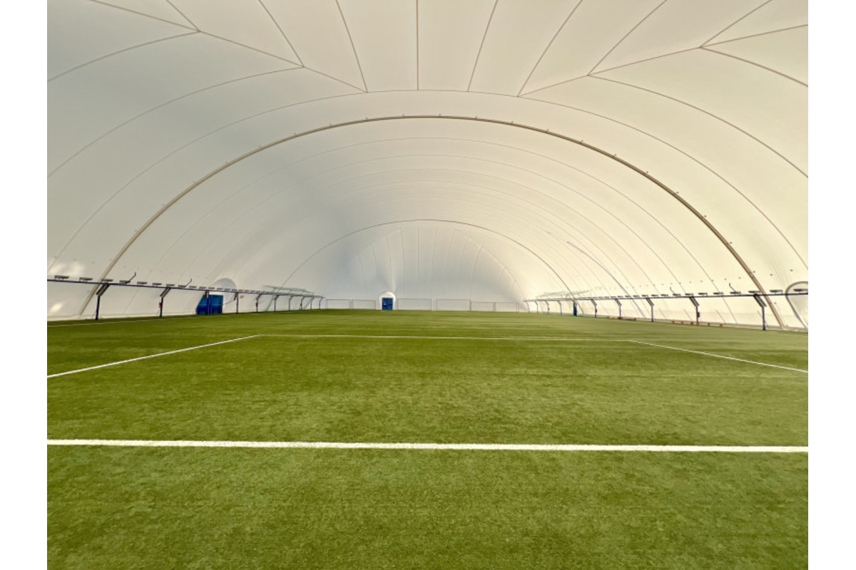 FOTO: Mesto Senica investovalo do nafukovacej športovej haly, foto 7