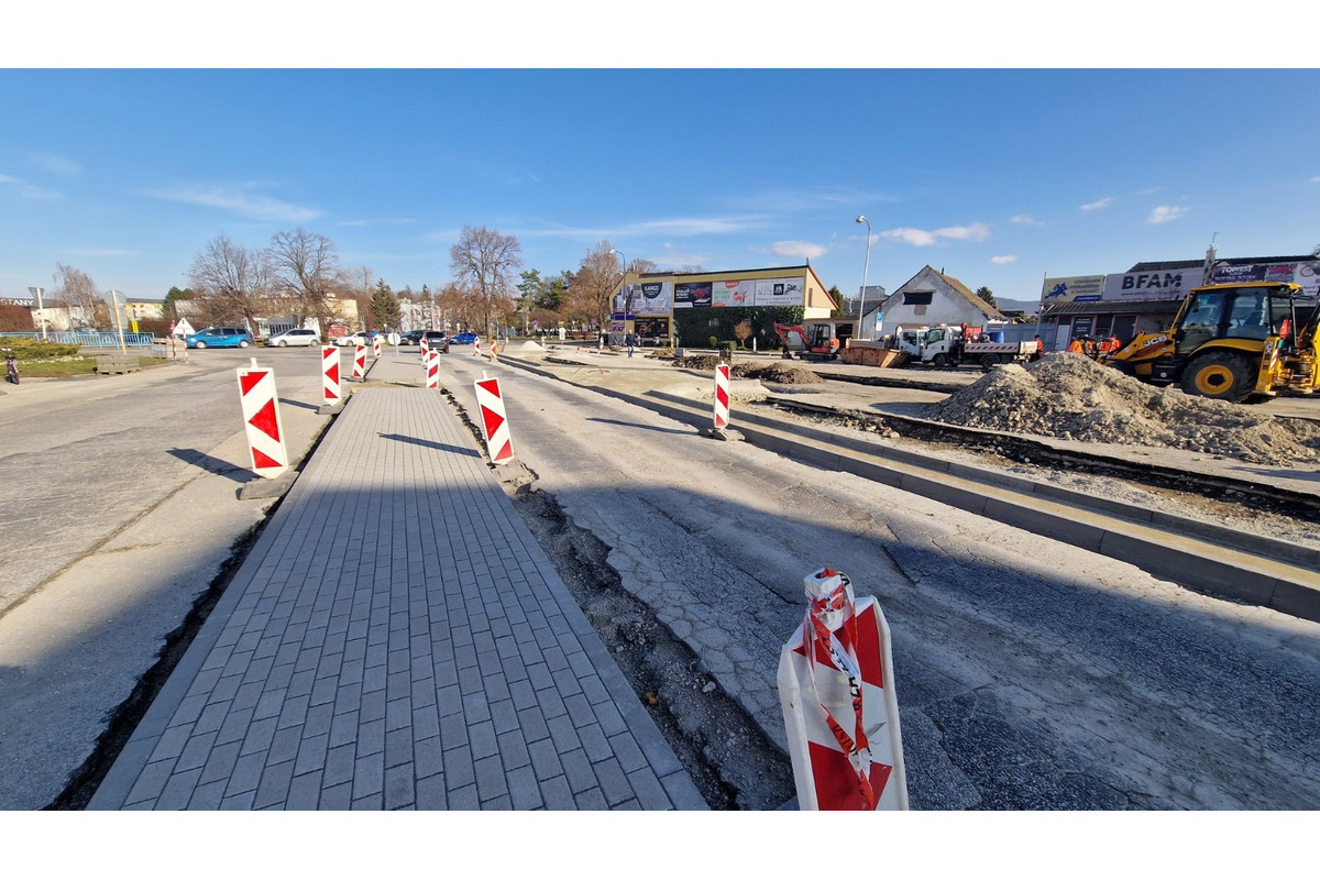 FOTO: Revitalizácia predstaničného priestoru v Piešťanoch, foto 2