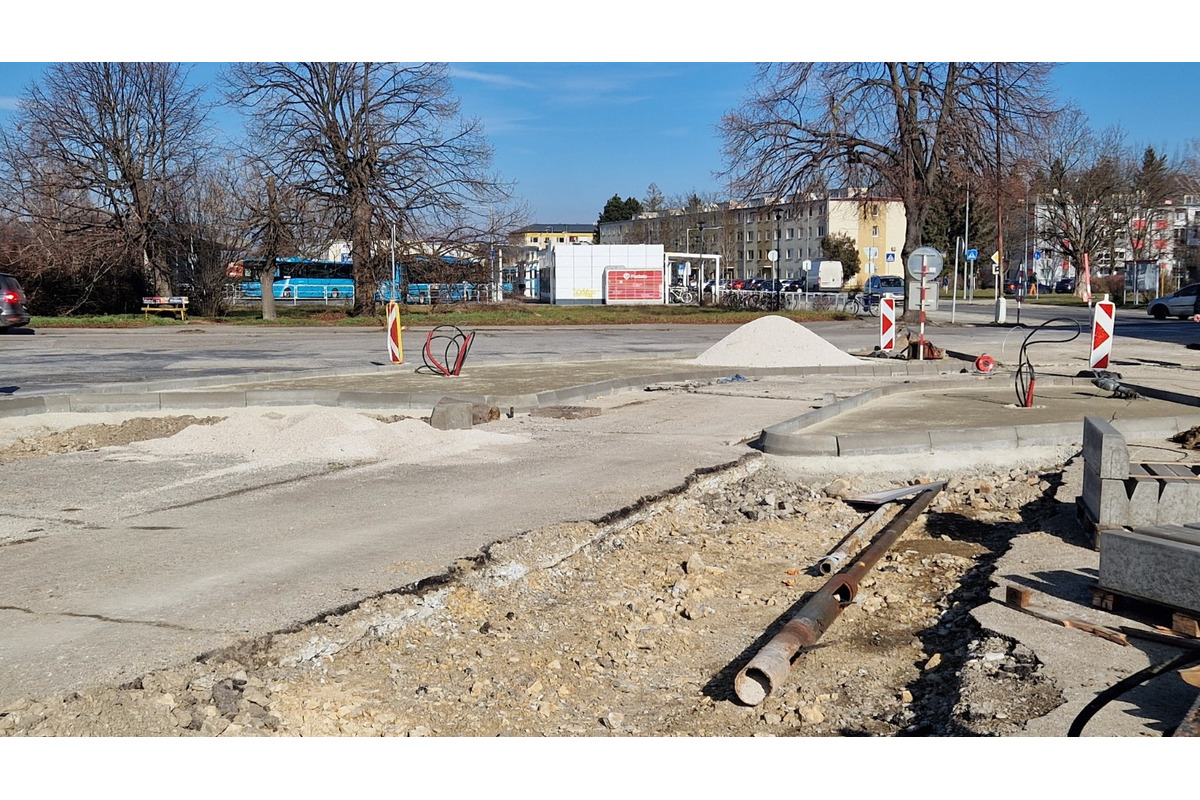 FOTO: Revitalizácia predstaničného priestoru v Piešťanoch, foto 4