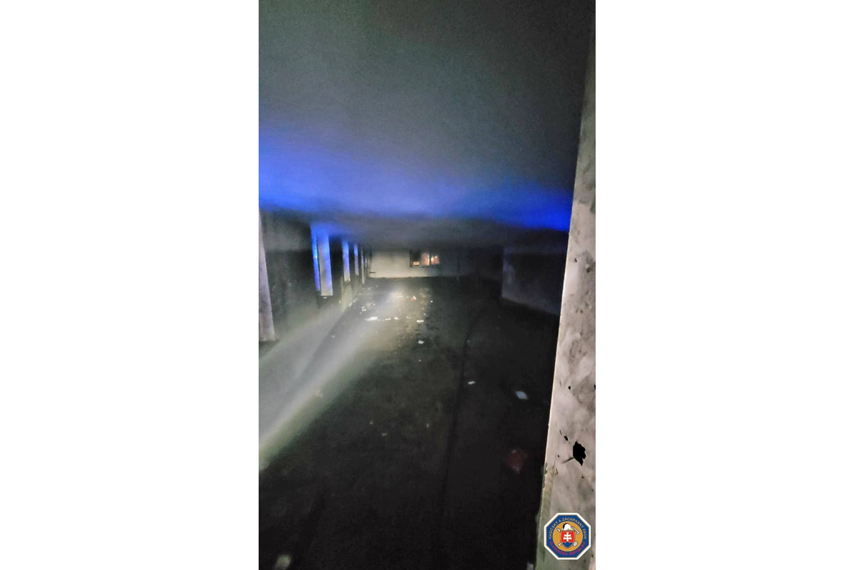 FOTO: Požiar neobývanej budovy v Hlohovci, foto 2