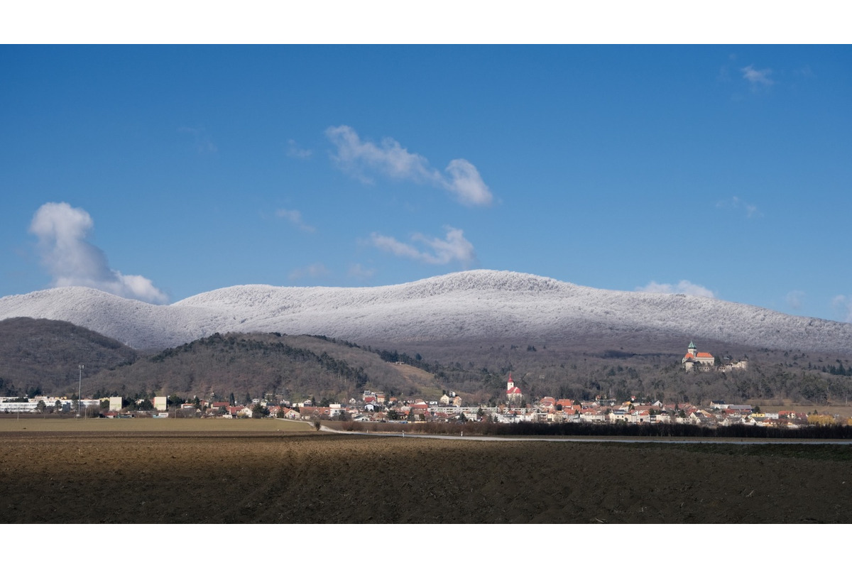 FOTO: Trnavčan Roman zachytil krásu Smoleníc a Smolenického zámku, foto 1