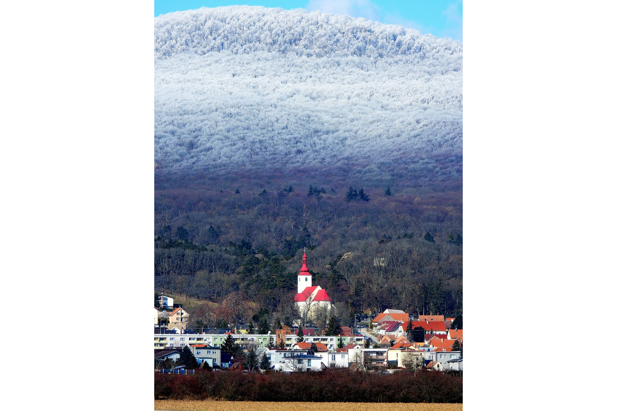 FOTO: Trnavčan Roman zachytil krásu Smoleníc a Smolenického zámku, foto 3