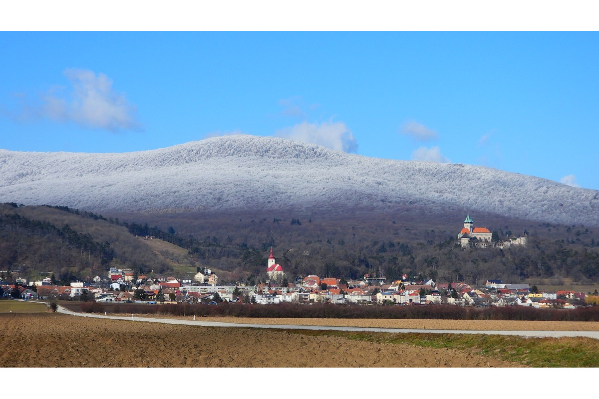 FOTO: Trnavčan Roman zachytil krásu Smoleníc a Smolenického zámku, foto 6