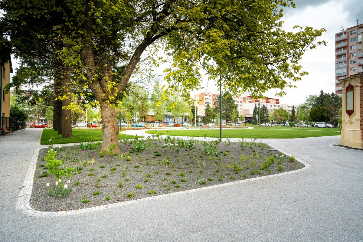 FOTO: V súťaži Stavba roka 2024 je aj Dom nádeje v Zavare a Park pri múzeu v Senici, foto 4