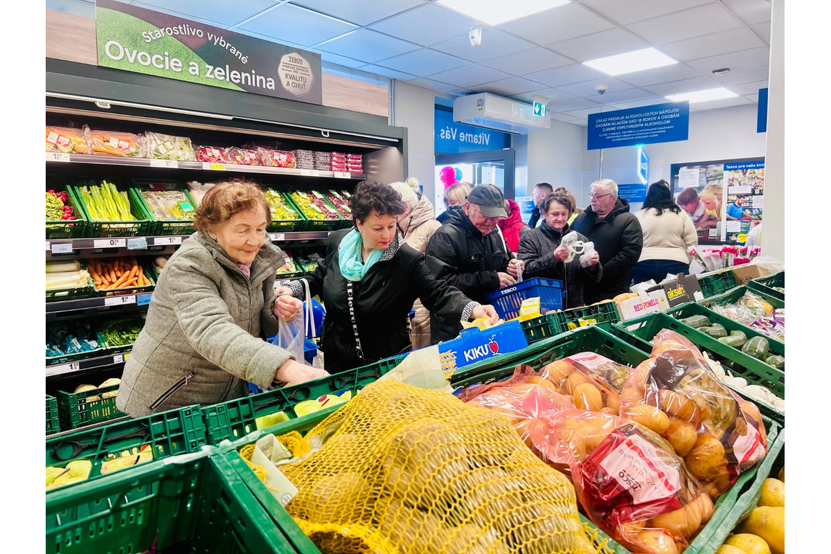 FOTO: V Leopoldove bola otvorená nová predajňa Tesco, foto 4
