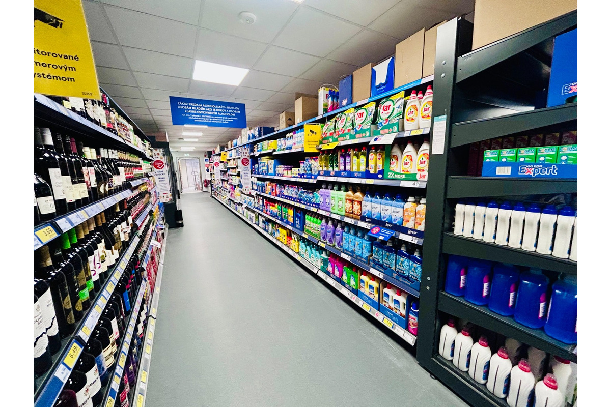 FOTO: V Leopoldove bola otvorená nová predajňa Tesco, foto 5