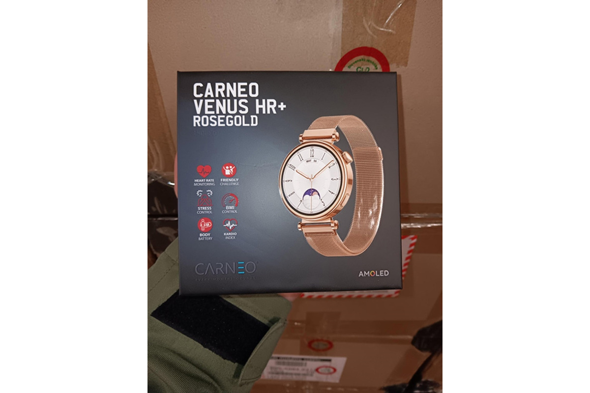 FOTO: Colníci zaistili falzifikáty smart hodiniek, foto 3