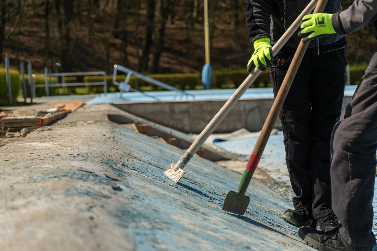 FOTO: Na kúpaliskách v Hlohovci a v Skalici prebieha rekonštrukcia, foto 6