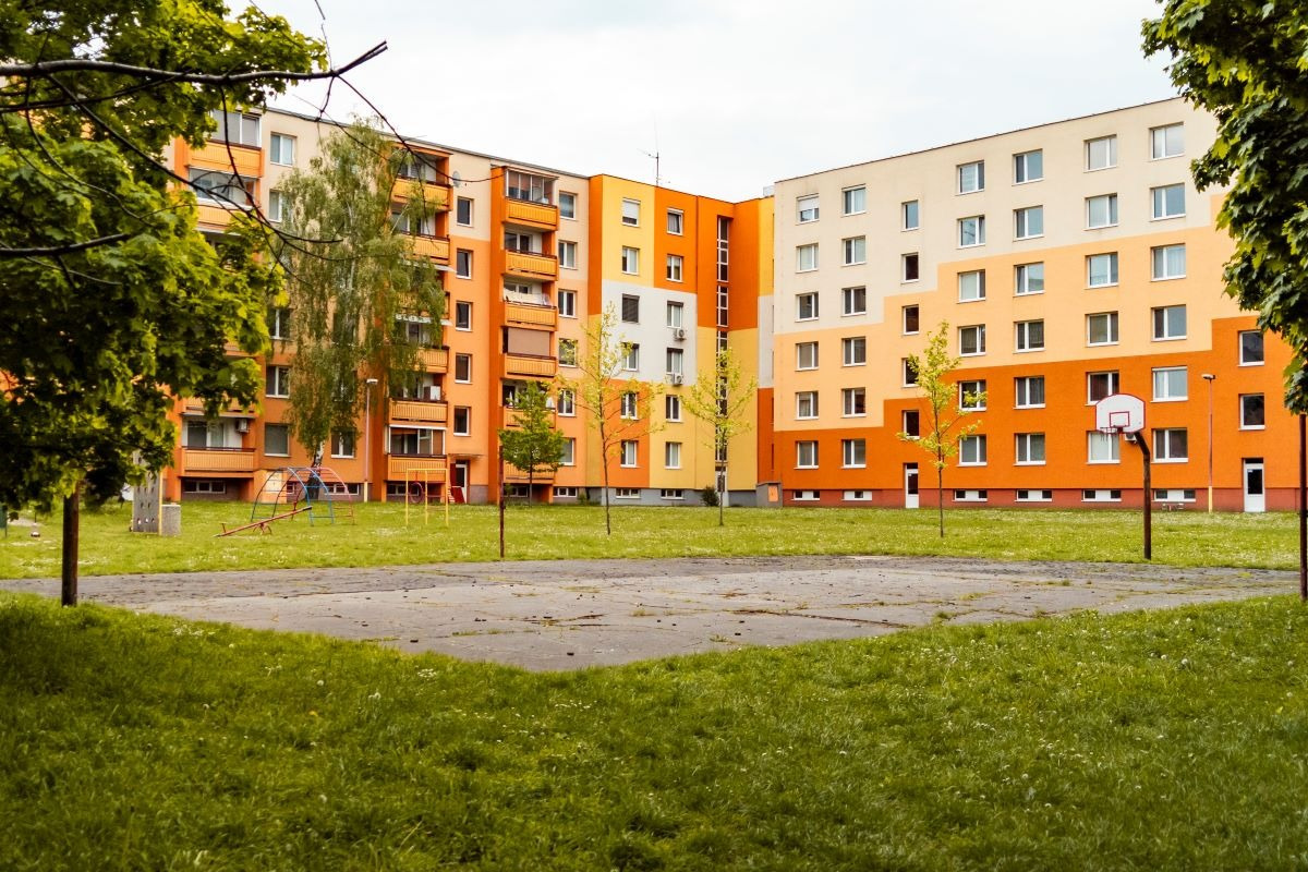 FOTO: Projekt obnovy vnútroblokov na Tehelnej napreduje, foto 4