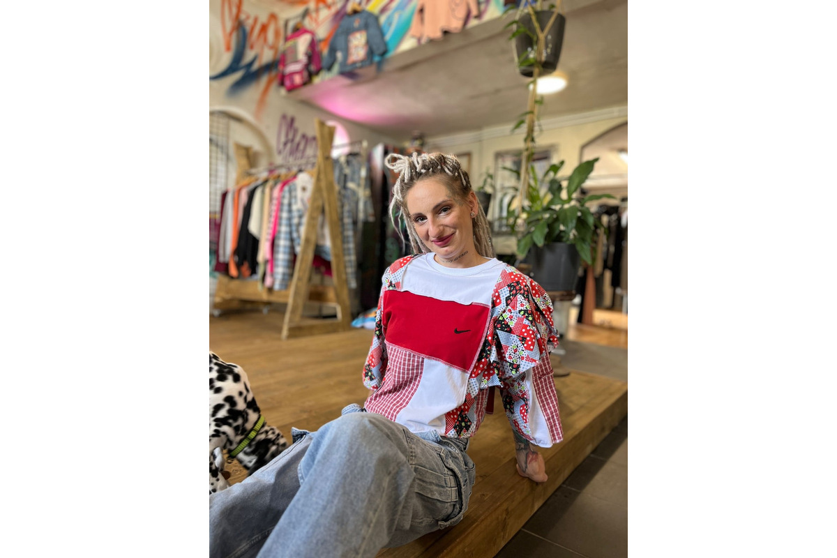 FOTO: Trnavčanka vdýchla starému oblečeniu nový život, foto 2