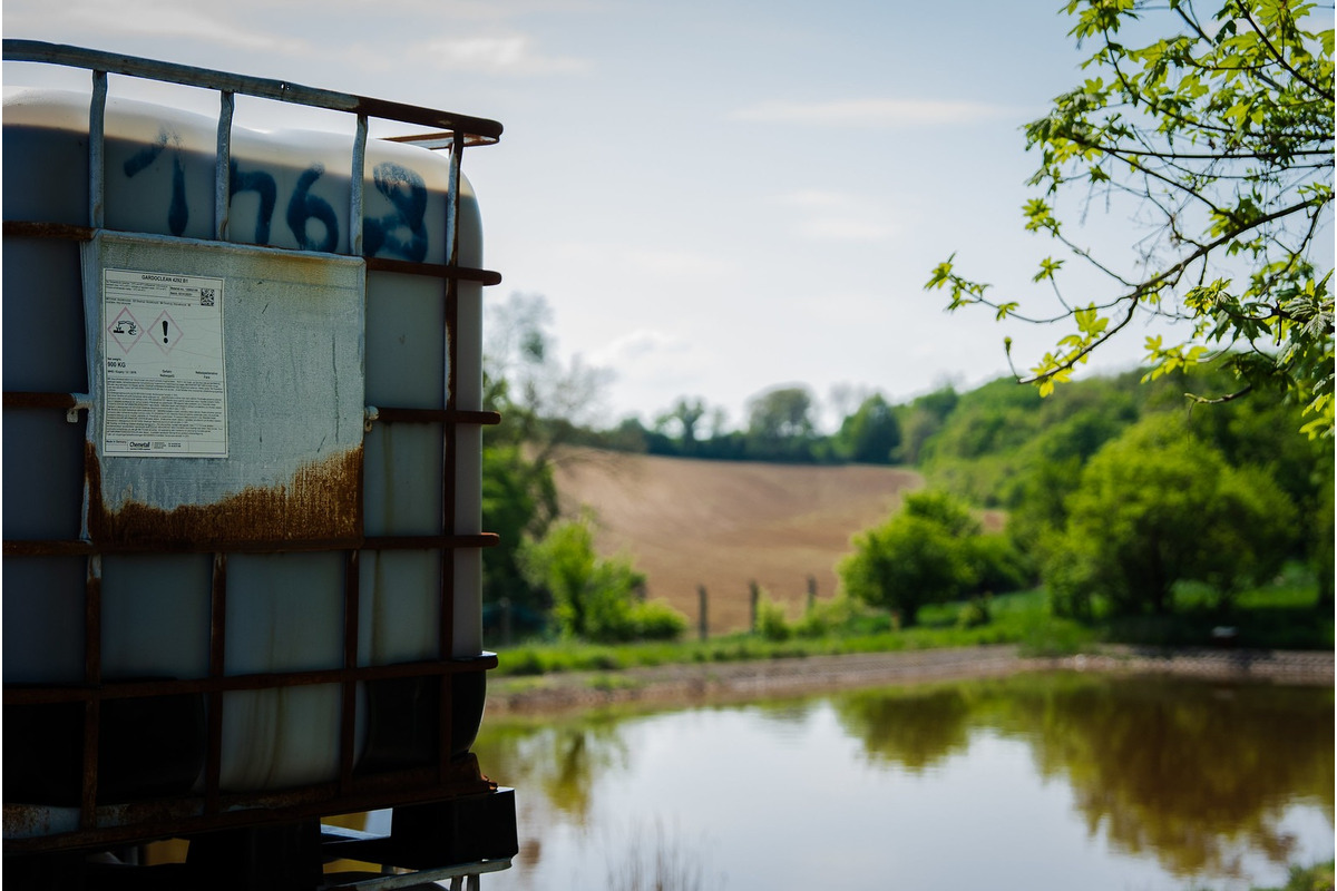 FOTO: Prezident žiada od Tarabu riešenie skládky Vlčie hory pri Hlohovci, foto 1