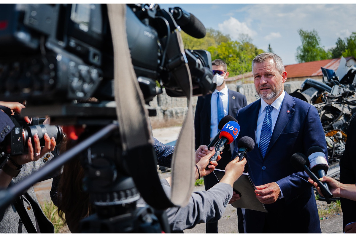 FOTO: Prezident žiada od Tarabu riešenie skládky Vlčie hory pri Hlohovci, foto 3