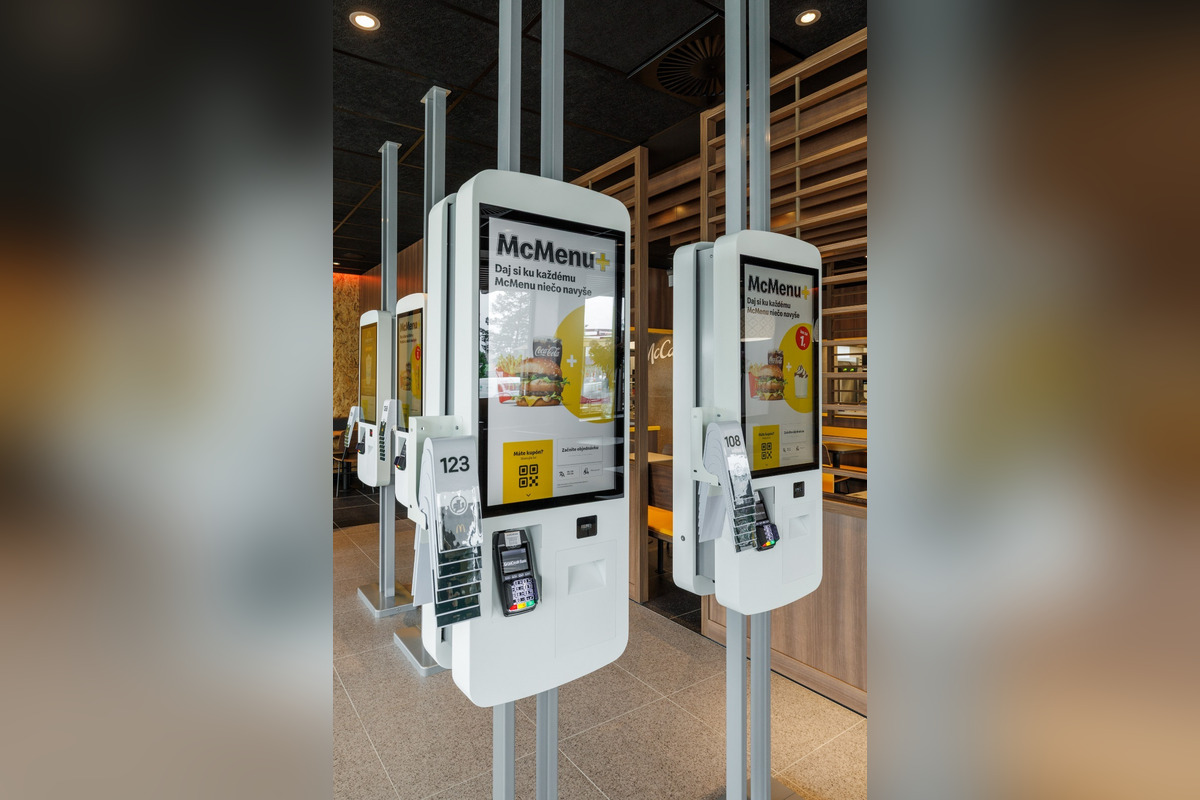 FOTO: Otvorenie novej prevádzky McDonald's v Trnave, foto 5