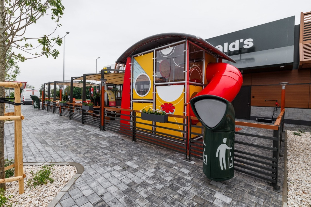 FOTO: Otvorenie novej prevádzky McDonald's v Trnave, foto 9