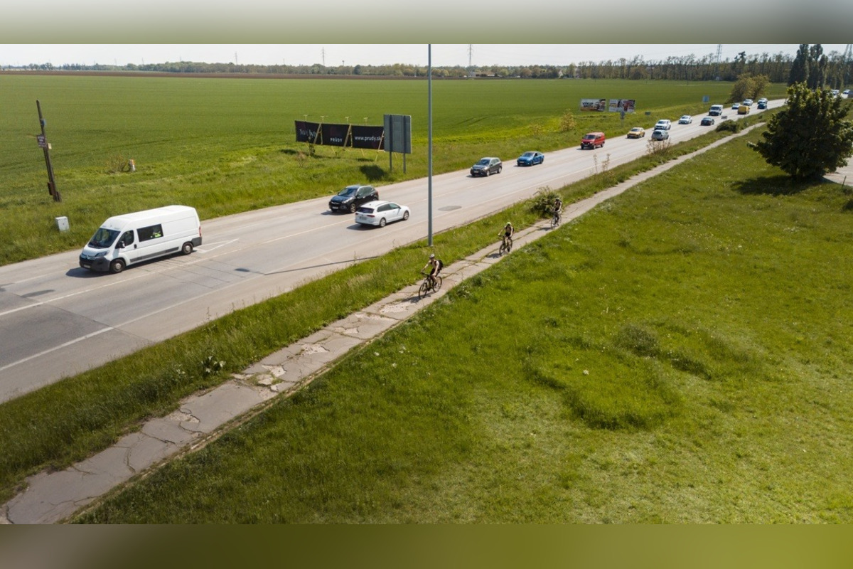 FOTO: V Trnave vznikne nová spoločná cestička pre cyklistov a chodco, foto 2
