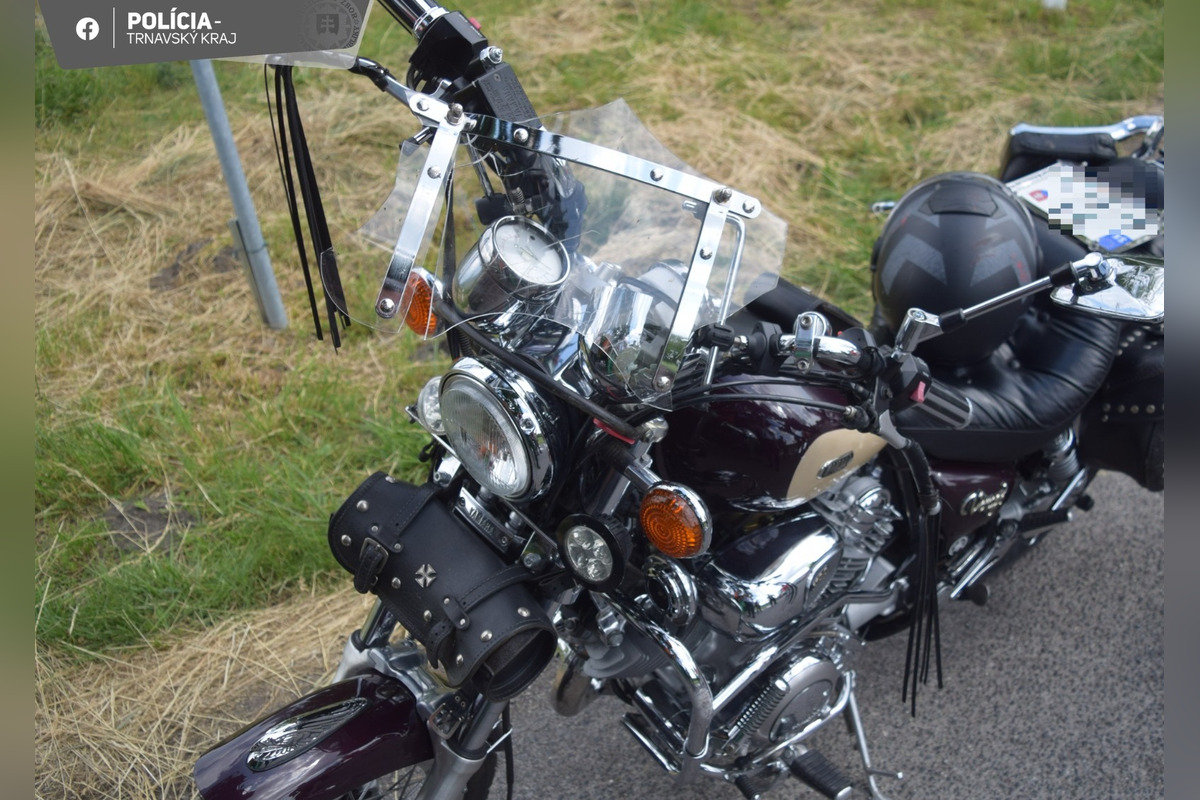 FOTO: Dopravná nehoda motorkára s traktorom, foto 1