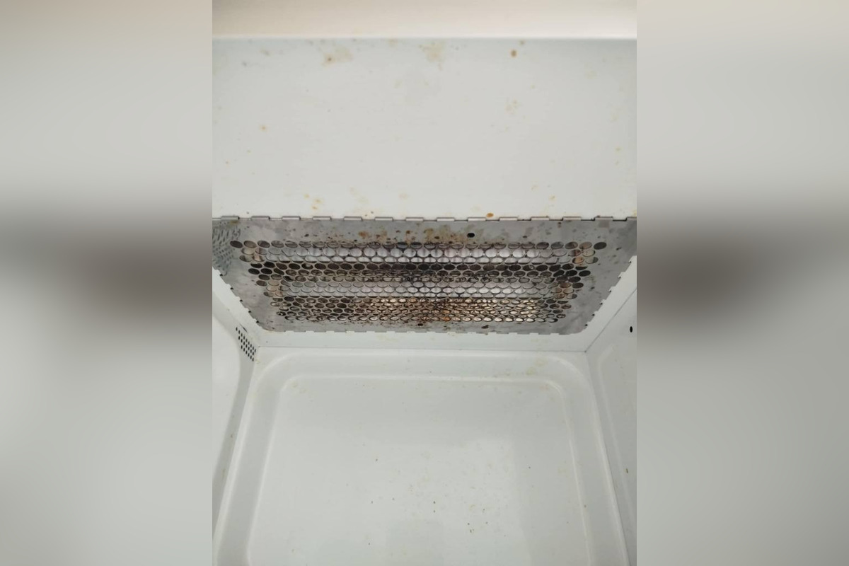 FOTO: Seredčan vyhral v tombole mikrovlnku, doma ho čakalo nemilé prekvapenie, foto 1